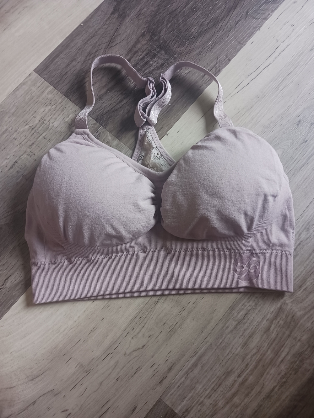 NEW Kindred Bravely Light Pink Seamless Padded Lace Sports Bra - Nellie